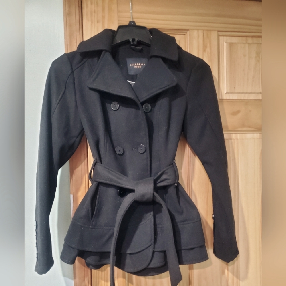Womens winter coat, black, buttons with belt size XS